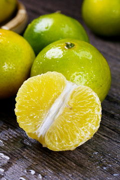 紅帽蒜苔 從農(nóng)田到餐桌的視覺盛宴